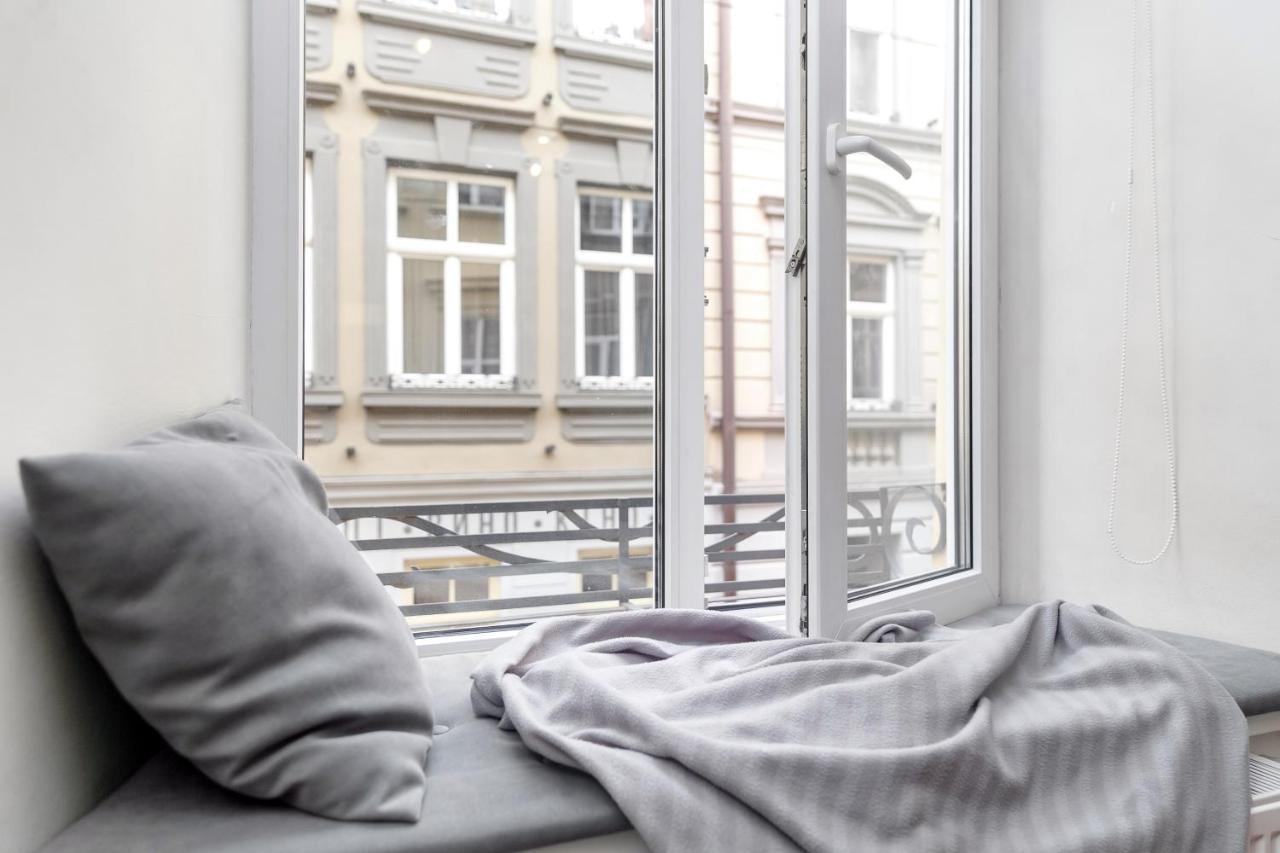 Main Square Apartment Good Stay In The City Center Λβιβ Εξωτερικό φωτογραφία